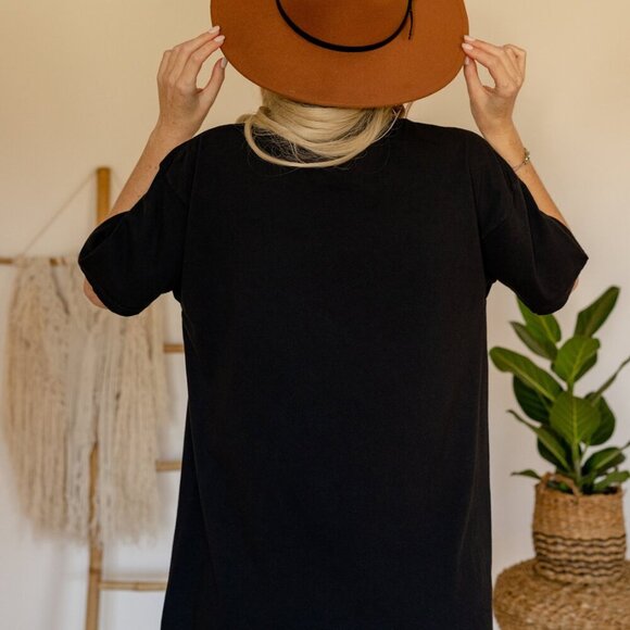 Big Fan of Human Rights Minimalist Unisex Tee, No Human is Illegal Tee - Picture 5 of 5